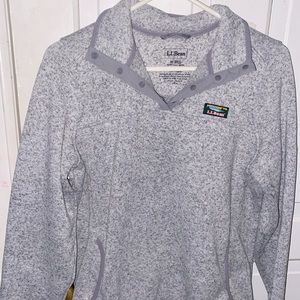 LL Bean womens half button pull over!